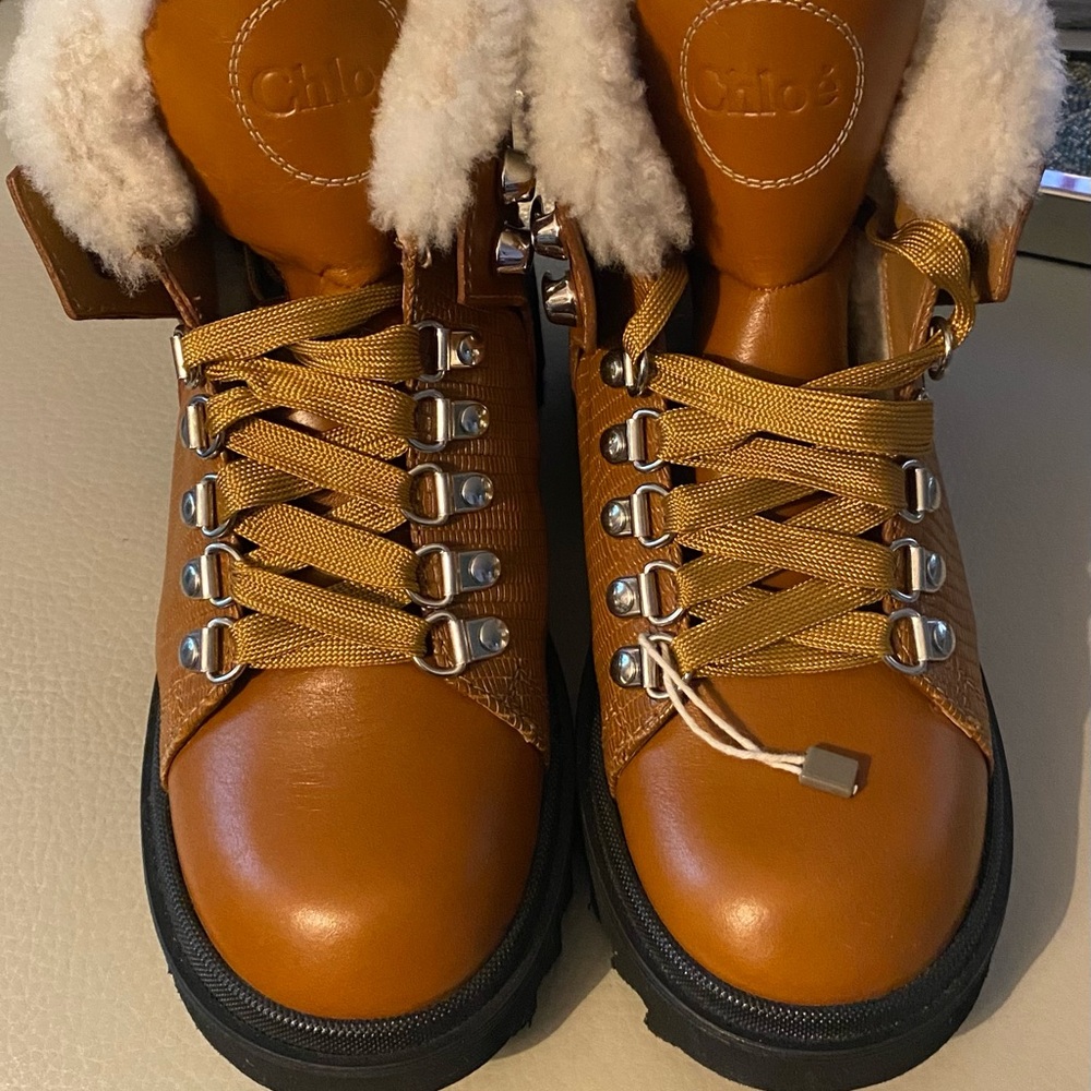 Chloé Brown Leather Boots with Shearling Lining